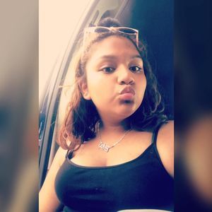 Meet your Posher, Vicky